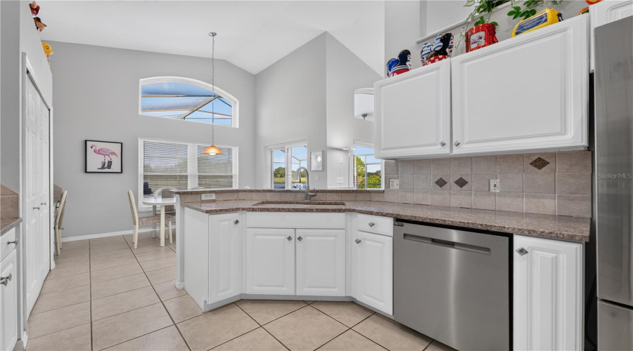 Davenport, Florida 33837, 3 Bedroom Bedrooms, ,2 Bathroombathrooms,Residential,For Sale,Spanish Moss,0,Mfro6434679