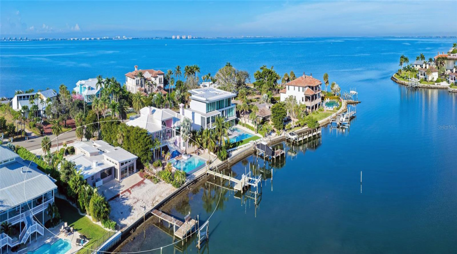 Sarasota, Florida 34234, 3 Bedroom Bedrooms, ,3 Bathroombathrooms,Residential,For Sale,Shore,0,Mfra4671767