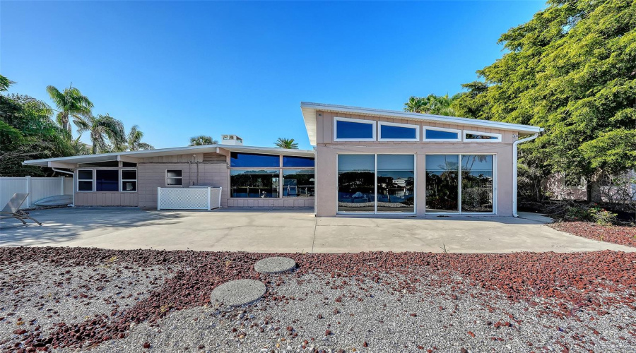 Sarasota, Florida 34234, 3 Bedroom Bedrooms, ,3 Bathroombathrooms,Residential,For Sale,Shore,0,Mfra4671767