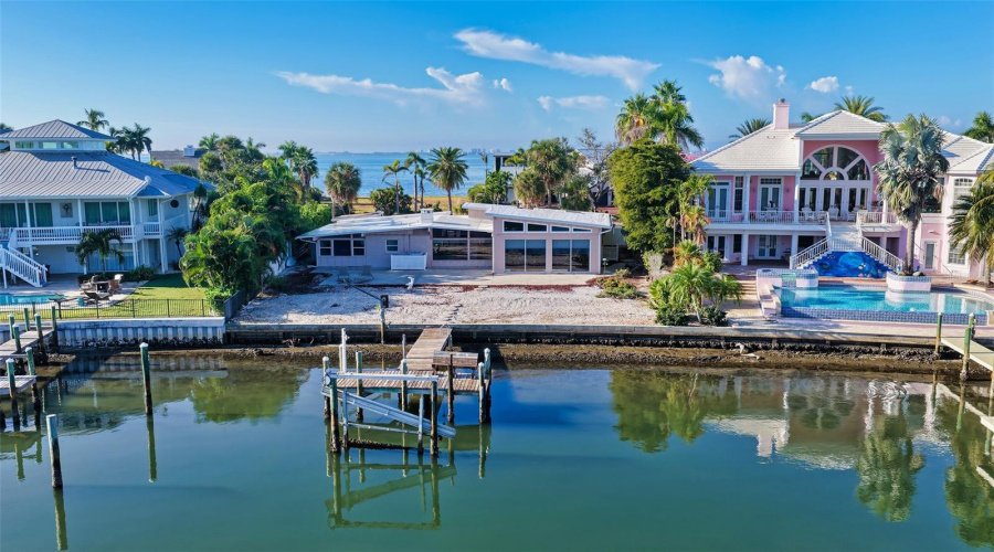 Sarasota, Florida 34234, 3 Bedroom Bedrooms, ,3 Bathroombathrooms,Residential,For Sale,Shore,0,Mfra4671767