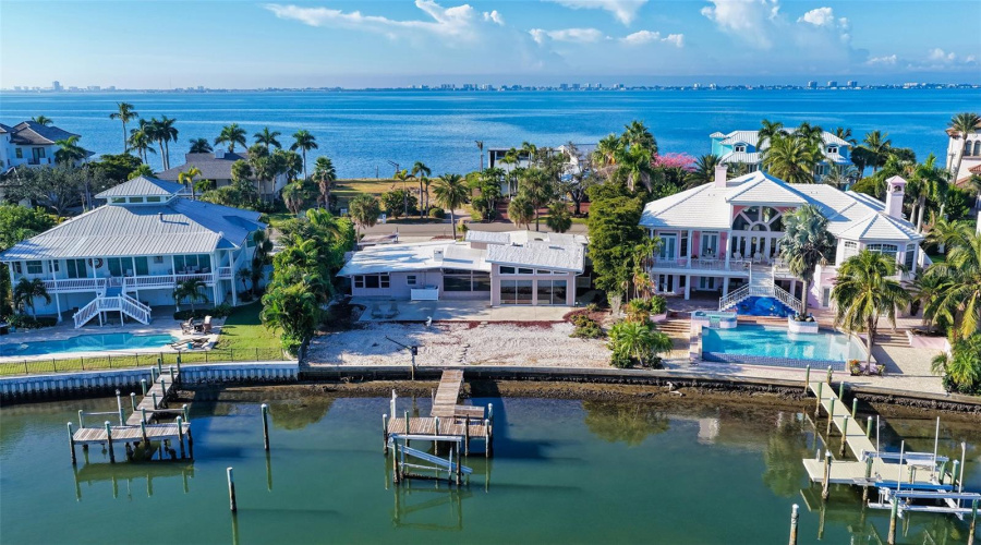 Sarasota, Florida 34234, 3 Bedroom Bedrooms, ,3 Bathroombathrooms,Residential,For Sale,Shore,0,Mfra4671767