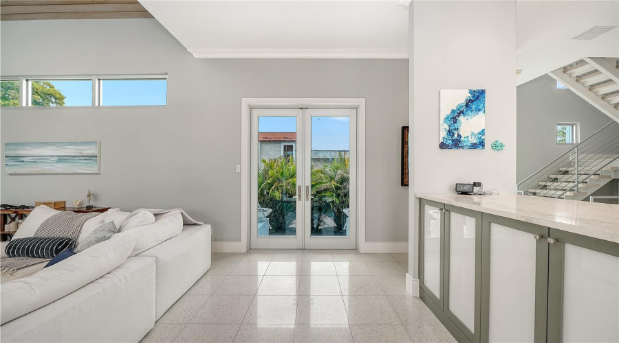 Longboat Key, Florida 34228, 4 Bedroom Bedrooms, ,3 Bathroombathrooms,Residential,For Sale,Jungle Queen,0,Mfra4696488