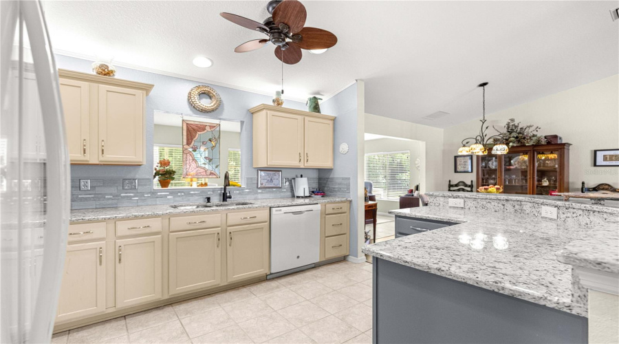 Dunnellon, Florida 34432, 2 Bedroom Bedrooms, ,2 Bathroombathrooms,Residential,For Sale,115Th,0,Mfrom730930