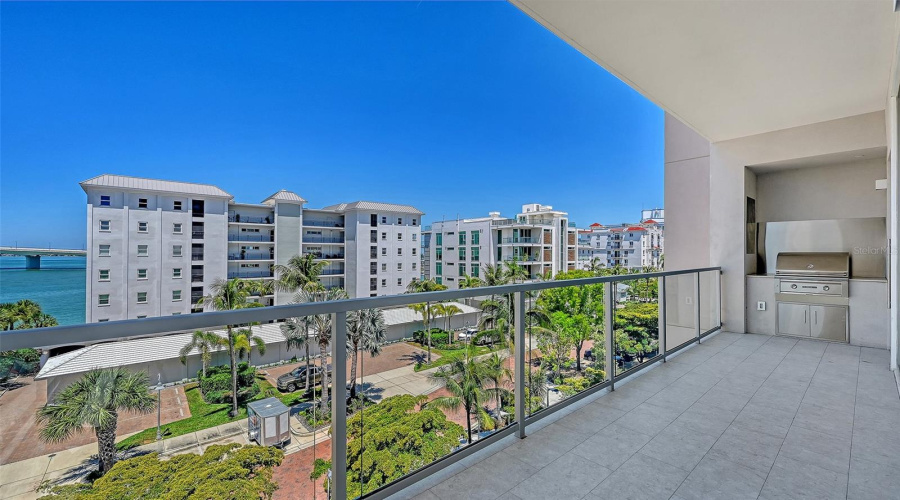Sarasota, Florida 34236, 3 Bedroom Bedrooms, ,3 Bathroombathrooms,Residential,For Sale,Golden Gate,0,Mfra4694319