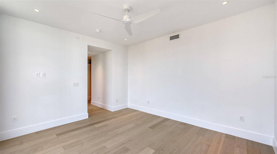 Sarasota, Florida 34236, 3 Bedroom Bedrooms, ,3 Bathroombathrooms,Residential,For Sale,Golden Gate,0,Mfra4694319