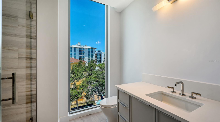 Sarasota, Florida 34236, 3 Bedroom Bedrooms, ,3 Bathroombathrooms,Residential,For Sale,Golden Gate,0,Mfra4694319