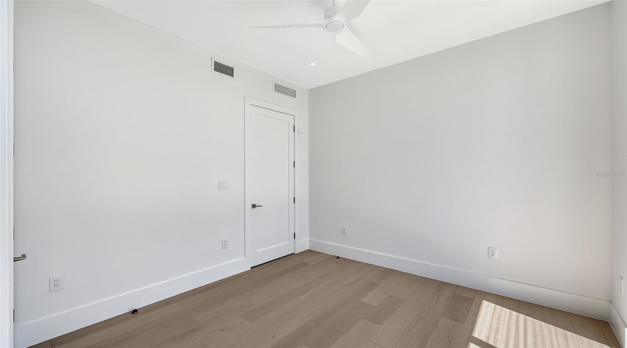 Sarasota, Florida 34236, 3 Bedroom Bedrooms, ,3 Bathroombathrooms,Residential,For Sale,Golden Gate,0,Mfra4694319