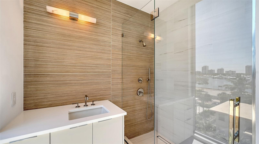 Sarasota, Florida 34236, 3 Bedroom Bedrooms, ,3 Bathroombathrooms,Residential,For Sale,Golden Gate,0,Mfra4694319