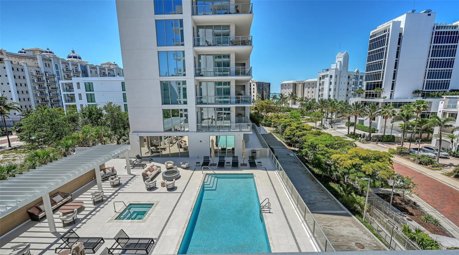 Sarasota, Florida 34236, 3 Bedroom Bedrooms, ,3 Bathroombathrooms,Residential,For Sale,Golden Gate,0,Mfra4694319