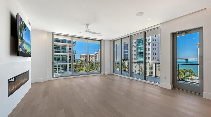 Sarasota, Florida 34236, 3 Bedroom Bedrooms, ,3 Bathroombathrooms,Residential,For Sale,Golden Gate,0,Mfra4694319
