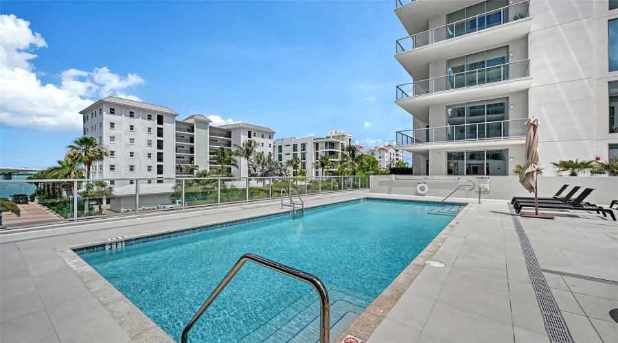 Sarasota, Florida 34236, 3 Bedroom Bedrooms, ,3 Bathroombathrooms,Residential,For Sale,Golden Gate,0,Mfra4694319