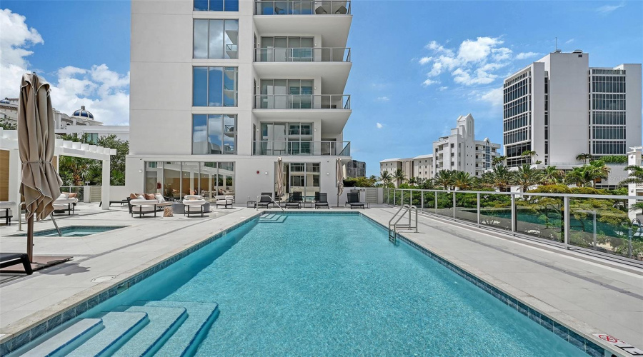 Sarasota, Florida 34236, 3 Bedroom Bedrooms, ,3 Bathroombathrooms,Residential,For Sale,Golden Gate,0,Mfra4694319