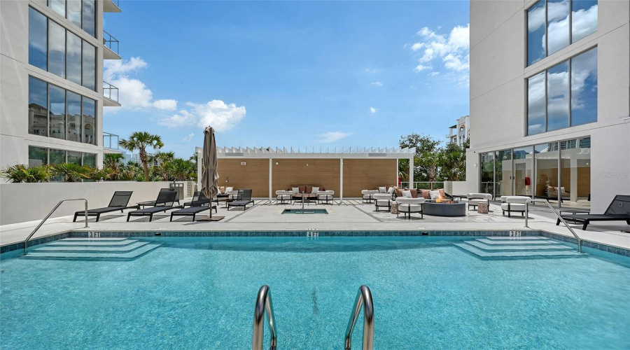 Sarasota, Florida 34236, 3 Bedroom Bedrooms, ,3 Bathroombathrooms,Residential,For Sale,Golden Gate,0,Mfra4694319