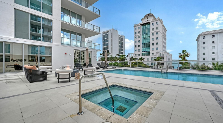 Sarasota, Florida 34236, 3 Bedroom Bedrooms, ,3 Bathroombathrooms,Residential,For Sale,Golden Gate,0,Mfra4694319