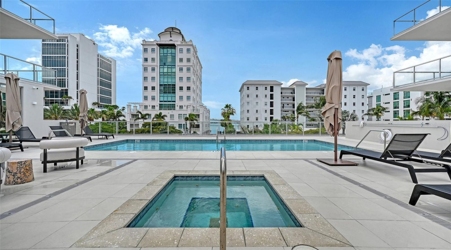 Sarasota, Florida 34236, 3 Bedroom Bedrooms, ,3 Bathroombathrooms,Residential,For Sale,Golden Gate,0,Mfra4694319