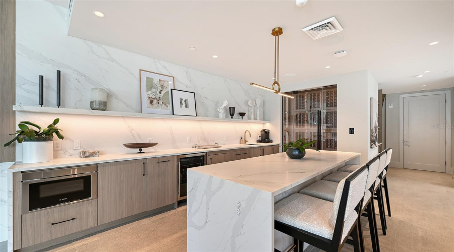 Sarasota, Florida 34236, 3 Bedroom Bedrooms, ,3 Bathroombathrooms,Residential,For Sale,Golden Gate,0,Mfra4694319