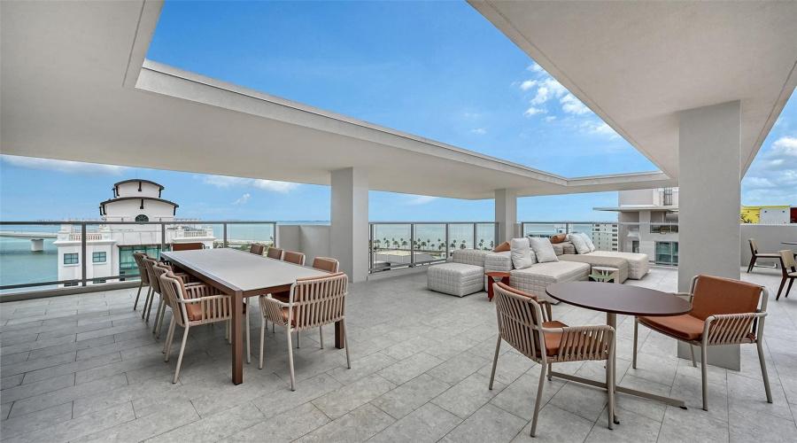 Sarasota, Florida 34236, 3 Bedroom Bedrooms, ,3 Bathroombathrooms,Residential,For Sale,Golden Gate,0,Mfra4694319