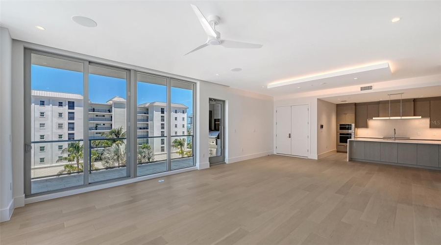 Sarasota, Florida 34236, 3 Bedroom Bedrooms, ,3 Bathroombathrooms,Residential,For Sale,Golden Gate,0,Mfra4694319