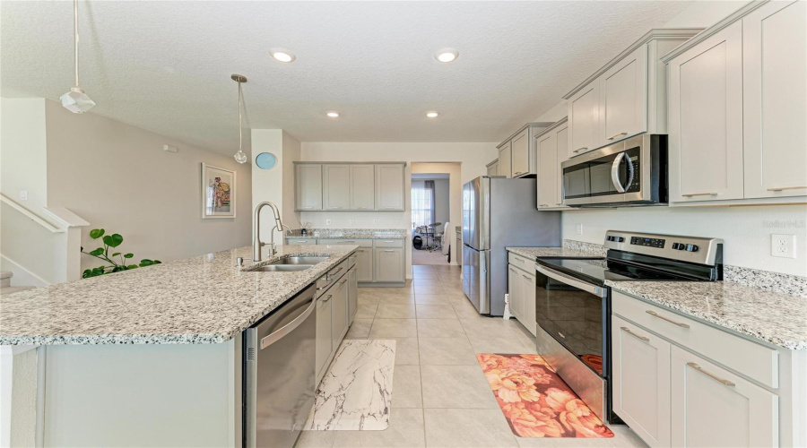 Bradenton, Florida 34208, 5 Bedroom Bedrooms, ,3 Bathroombathrooms,Residential,For Sale,Turning Tides,0,Mfrtb8480205