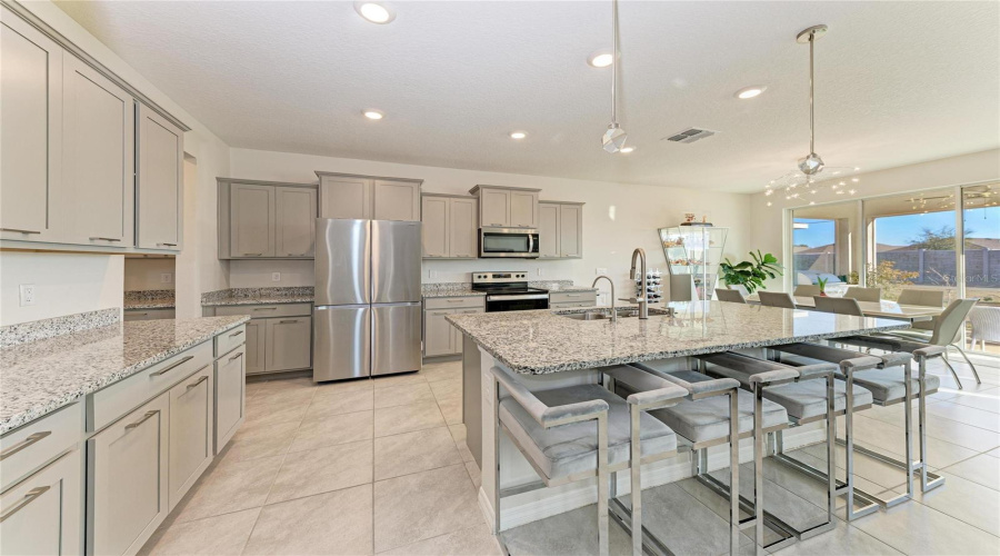 Bradenton, Florida 34208, 5 Bedroom Bedrooms, ,3 Bathroombathrooms,Residential,For Sale,Turning Tides,0,Mfrtb8480205
