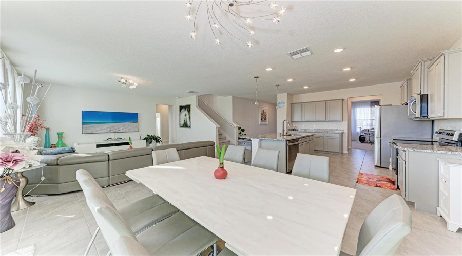 Bradenton, Florida 34208, 5 Bedroom Bedrooms, ,3 Bathroombathrooms,Residential,For Sale,Turning Tides,0,Mfrtb8480205
