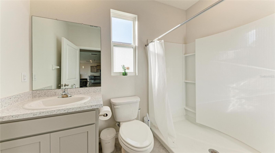 Bradenton, Florida 34208, 5 Bedroom Bedrooms, ,3 Bathroombathrooms,Residential,For Sale,Turning Tides,0,Mfrtb8480205