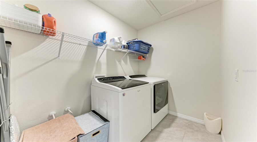 Bradenton, Florida 34208, 5 Bedroom Bedrooms, ,3 Bathroombathrooms,Residential,For Sale,Turning Tides,0,Mfrtb8480205