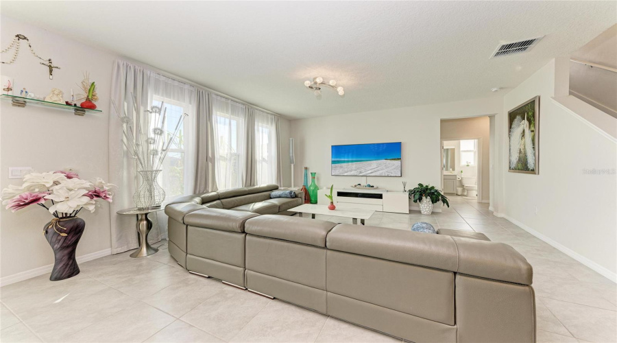Bradenton, Florida 34208, 5 Bedroom Bedrooms, ,3 Bathroombathrooms,Residential,For Sale,Turning Tides,0,Mfrtb8480205