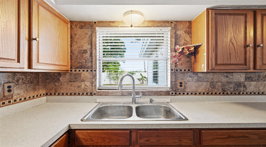 New Port Richey, Florida 34652, 3 Bedroom Bedrooms, ,1 Bathroombathrooms,Residential,For Sale,1St,0,Mfrtb8521131
