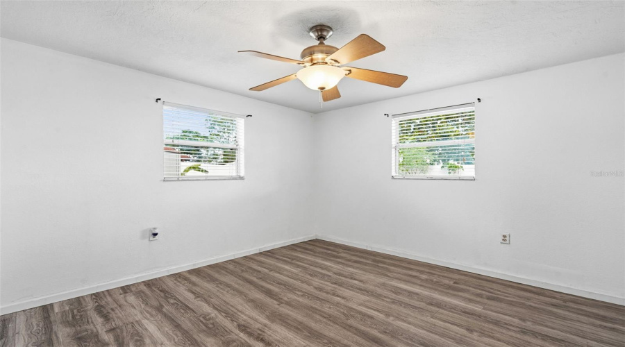 New Port Richey, Florida 34652, 3 Bedroom Bedrooms, ,1 Bathroombathrooms,Residential,For Sale,1St,0,Mfrtb8521131