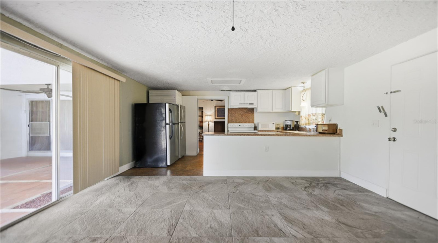 Mother In Law/ Living Room/Dining Room Combo