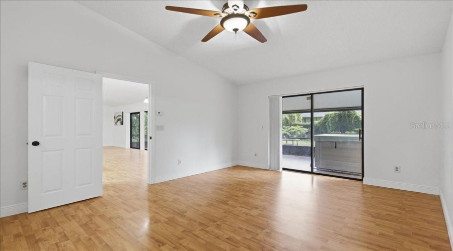 Orlando, Florida 32808, 4 Bedroom Bedrooms, ,2 Bathroombathrooms,Residential,For Sale,Caurus,0,Mfro6431916