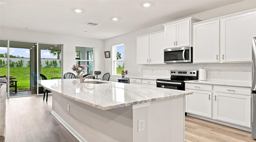 Lakewood Ranch, Florida 34211, 3 Bedroom Bedrooms, ,2 Bathroombathrooms,Residential,For Sale,Beach Ranch,0,Mfra4703643