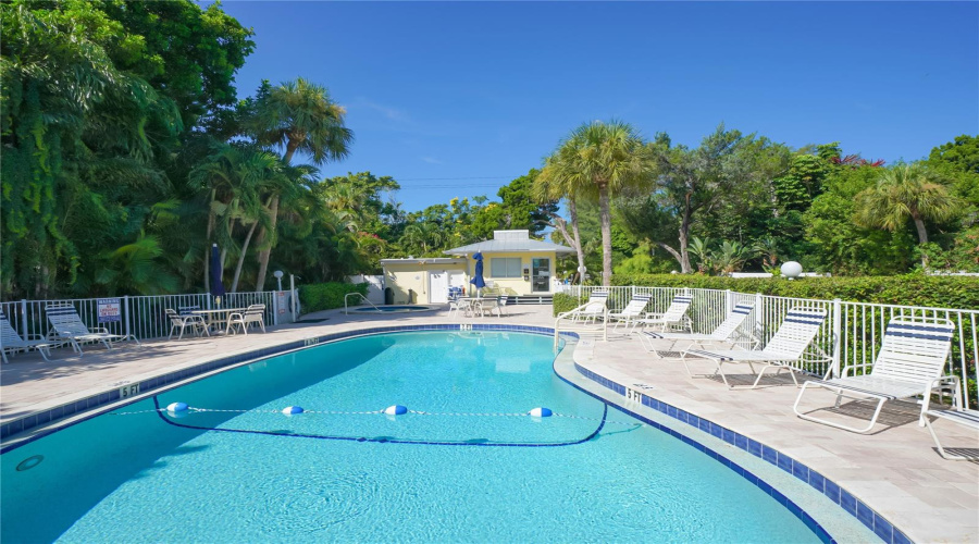 Longboat Key, Florida 34228, 2 Bedroom Bedrooms, ,2 Bathroombathrooms,Residential,For Sale,Gulf Of Mexico,0,Mfra4691314