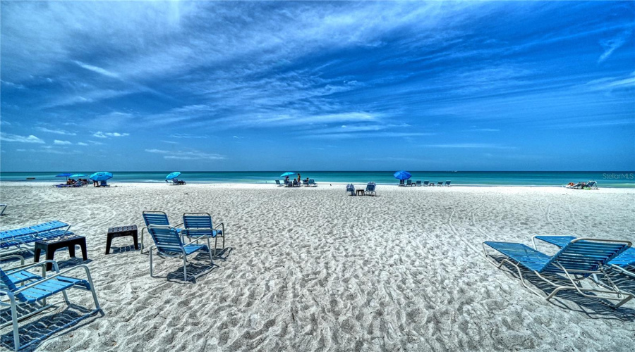 Longboat Key, Florida 34228, 2 Bedroom Bedrooms, ,2 Bathroombathrooms,Residential,For Sale,Gulf Of Mexico,0,Mfra4691314