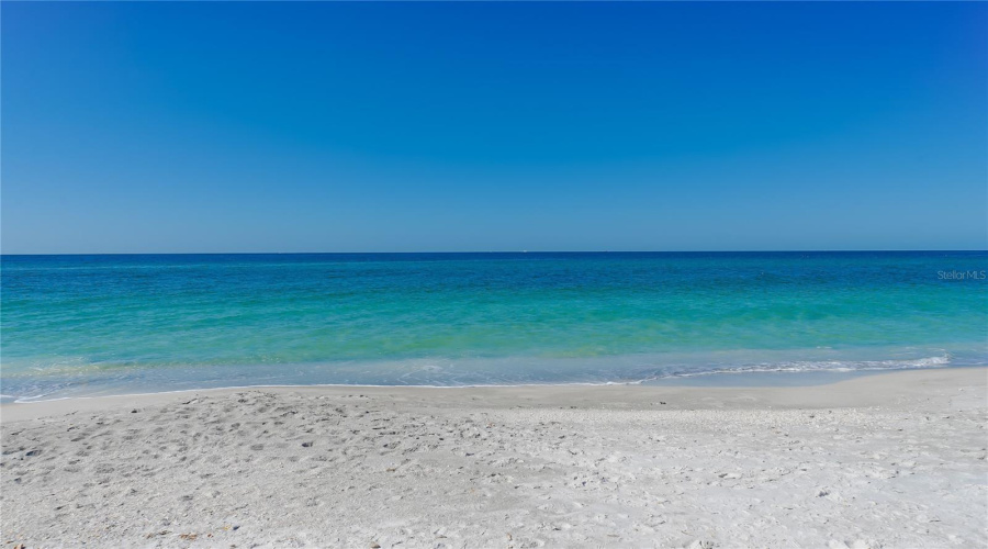 Longboat Key, Florida 34228, 2 Bedroom Bedrooms, ,2 Bathroombathrooms,Residential,For Sale,Gulf Of Mexico,0,Mfra4691314