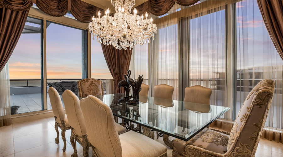 Longboat Key, Florida 34228, 4 Bedroom Bedrooms, ,3 Bathroombathrooms,Residential,For Sale,L Ambiance,0,Mfra4697487