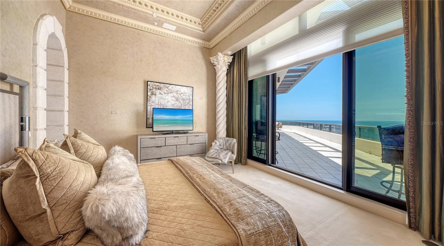 Longboat Key, Florida 34228, 4 Bedroom Bedrooms, ,3 Bathroombathrooms,Residential,For Sale,L Ambiance,0,Mfra4697487