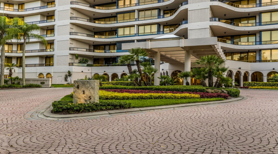 Longboat Key, Florida 34228, 4 Bedroom Bedrooms, ,3 Bathroombathrooms,Residential,For Sale,L Ambiance,0,Mfra4697487