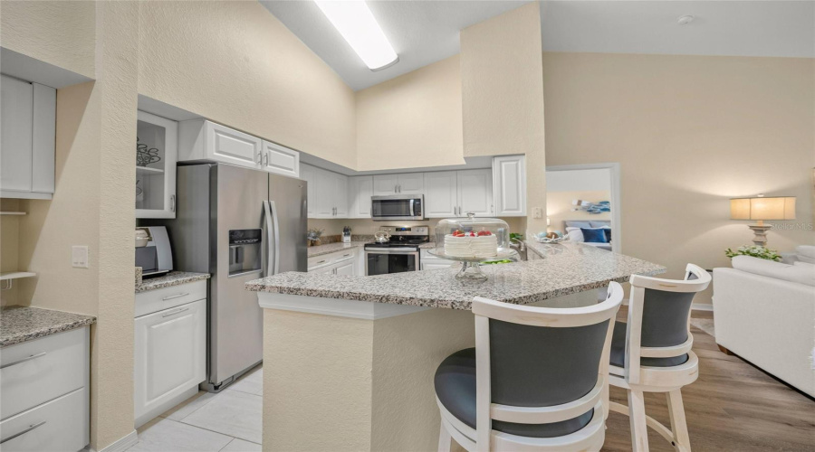 Sarasota, Florida 34238, 2 Bedroom Bedrooms, ,2 Bathroombathrooms,Residential,For Sale,Central Sarasota,0,Mfra4702464