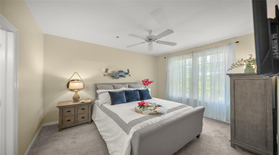 Sarasota, Florida 34238, 2 Bedroom Bedrooms, ,2 Bathroombathrooms,Residential,For Sale,Central Sarasota,0,Mfra4702464