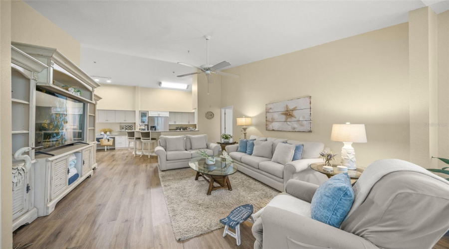 Sarasota, Florida 34238, 2 Bedroom Bedrooms, ,2 Bathroombathrooms,Residential,For Sale,Central Sarasota,0,Mfra4702464