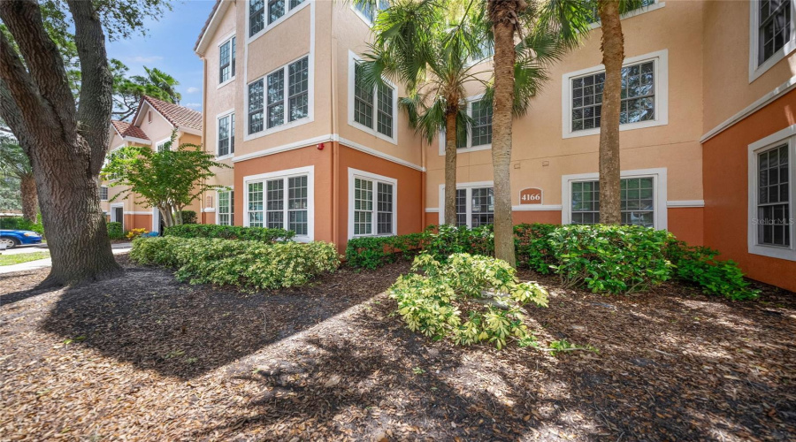 Sarasota, Florida 34238, 2 Bedroom Bedrooms, ,2 Bathroombathrooms,Residential,For Sale,Central Sarasota,0,Mfra4702464