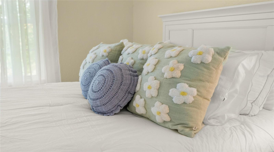 Sarasota, Florida 34238, 2 Bedroom Bedrooms, ,2 Bathroombathrooms,Residential,For Sale,Central Sarasota,0,Mfra4702464