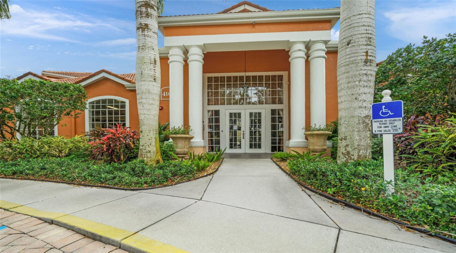 Sarasota, Florida 34238, 2 Bedroom Bedrooms, ,2 Bathroombathrooms,Residential,For Sale,Central Sarasota,0,Mfra4702464