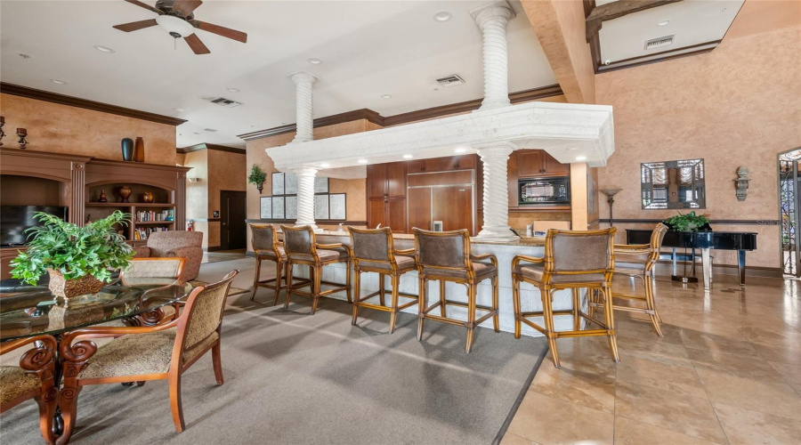 Sarasota, Florida 34238, 2 Bedroom Bedrooms, ,2 Bathroombathrooms,Residential,For Sale,Central Sarasota,0,Mfra4702464