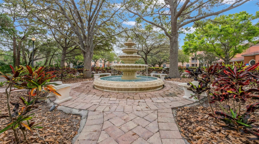 Sarasota, Florida 34238, 2 Bedroom Bedrooms, ,2 Bathroombathrooms,Residential,For Sale,Central Sarasota,0,Mfra4702464