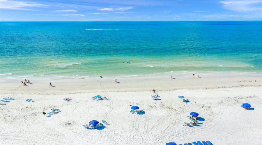 Sarasota, Florida 34238, 2 Bedroom Bedrooms, ,2 Bathroombathrooms,Residential,For Sale,Central Sarasota,0,Mfra4702464