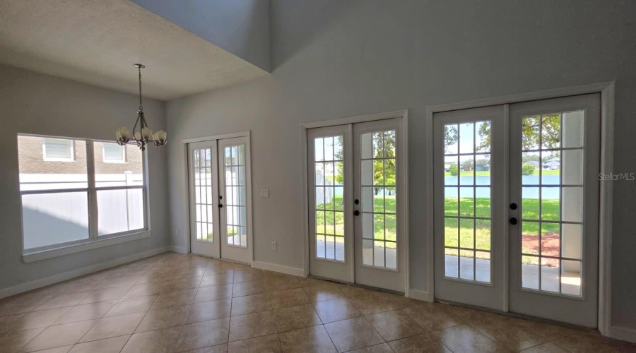 Orlando, Florida 32828, 4 Bedroom Bedrooms, ,2 Bathroombathrooms,Residential,For Sale,Phoenix,0,Mfrs5156192