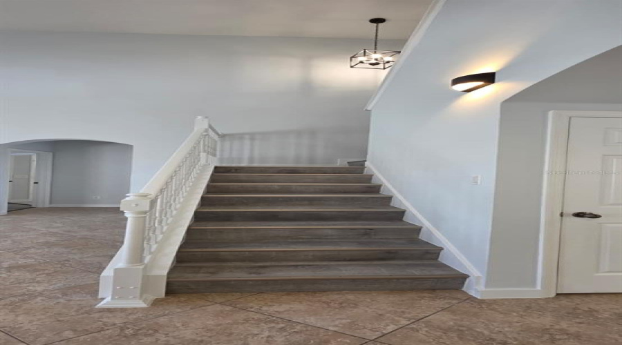 Orlando, Florida 32828, 4 Bedroom Bedrooms, ,2 Bathroombathrooms,Residential,For Sale,Phoenix,0,Mfrs5156192